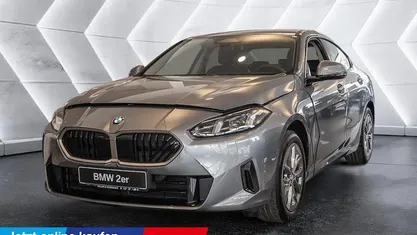 Skyscraper grau Gebraucht 2025 BMW 220 Performance Coupé | 36.390 € (Superpreis)
