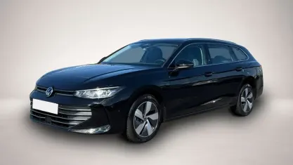 Gebraucht VW Passat Business 150 PS (110 kW) 2026 Grenadillschwarz Kombi