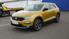Kurkumagelb Gebraucht 2021 VW T-Roc United SUV | 22.330 € (Fairer Preis)