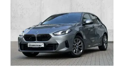 Gebraucht BMW 120 Shadowline 163 PS (119 kW) 2025 Skyscraper grau Kleinwagen