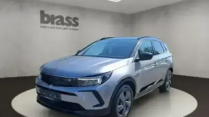 Gebraucht Opel Grandland X 131 PS (96 kW) 2024 Quarz silber (m2) SUV