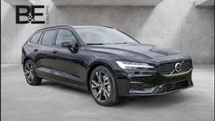 Onyx schwarz Gebraucht 2024 Volvo V60 Plus Kombi | 39.950 € (Fairer Preis)