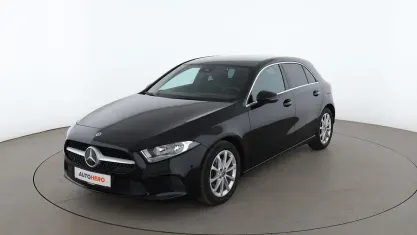 Gebraucht Mercedes A180 Progressive 136 PS (100 kW) 2019 Schwarz Limousine