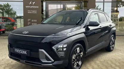 Gebraucht Hyundai Kona Prime 141 PS (103 kW) 2024 Abyss black / mic SUV
