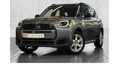 Grün Gebraucht 2024 Mini Countryman Classic SUV | 33.250 € (Fairer Preis)
