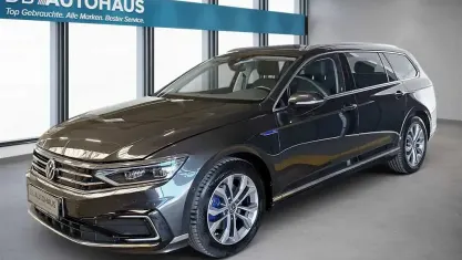 Gebraucht VW Passat GTE 218 PS (160 kW) 2022 Grau Kombi