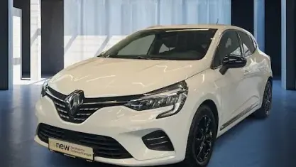 Begagnad Renault Clio V Intens 100 HK (73 kW) 2022 Vit Sedan