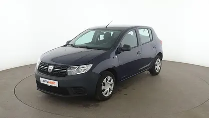 Blau Gebraucht 2018 Dacia Sandero Acces Limousine | 7.290 € (Fairer Preis)