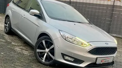 Gebraucht Ford Focus Business Edition 125 PS (91 kW) 2016 Silber Kombi