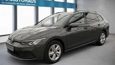 Gebraucht 2022 VW Golf VIII Life Kombi | 21.620 € (Guter Preis)