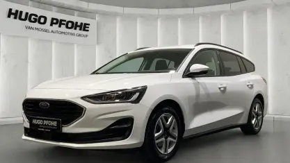 Gebraucht Ford Focus Cool & Connect 125 PS (91 kW) 2022 Weiß Kombi