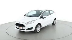 Weiß Gebraucht 2017 Ford Fiesta Trend Kleinwagen | 7.230 € (Etwas zu teuer)