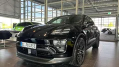 Schwarz Gebraucht 2024 Porsche Macan SUV | 89.900 € (Fairer Preis)