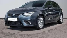 Grau Gebraucht 2024 Seat Ibiza FR-Line Limousine | 21.798 € (Fairer Preis)