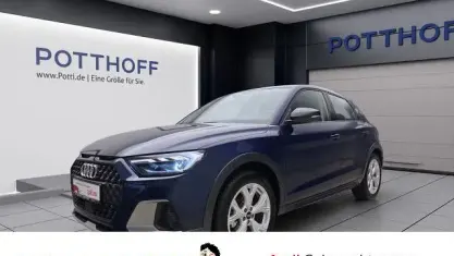 Gebraucht Audi A1 Ambiente 150 PS (110 kW) 2025 Navarrablau metallic SUV