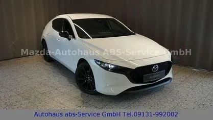 Arctic white Gebraucht 2025 Mazda 3 Homura-Line Limousine | 23.985 € (Fairer Preis)