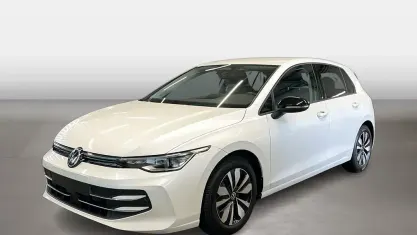 Gebraucht VW Golf VIII Goal 150 PS (110 kW) 2025 Oryxweiss perlmutteffekt Limousine