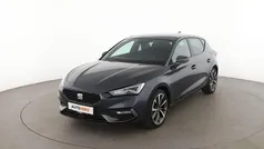 Grau Gebraucht 2022 Seat Leon FR Limousine | 24.090 € (Etwas zu teuer)