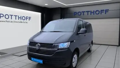Gebraucht VW T6.1 110 PS (80 kW) 2021 Pure grey Van