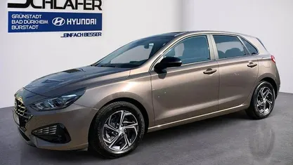 Gebraucht Hyundai i30 Edition 30 120 PS (88 kW) 2022 Grau Limousine