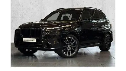 Gebraucht BMW X7 M Sport 352 PS (258 kW) 2025 Schwarz SUV
