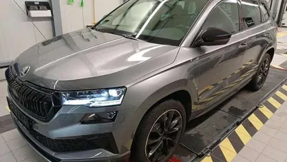 Gebraucht 2022 Skoda Karoq SportLine SUV | 26.480 € (Fairer Preis)
