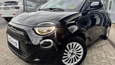 Schwarz Gebraucht 2023 Fiat 500e Basis Limousine | 22.999 € (Fairer Preis)