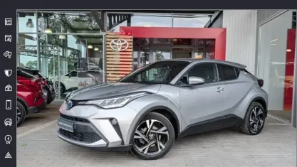 Gebraucht Toyota C-HR Team 184 PS (135 kW) 2022 Shimmering silver me SUV