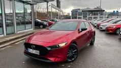 Rot Gebraucht 2025 Mazda 3 Exclusive-Line Limousine | 29.990 € (Fairer Preis)