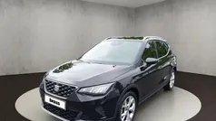 Mitternachtsschwarz Gebraucht 2024 Seat Arona FR SUV | 17.980 € (Guter Preis)