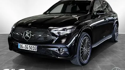 Gebraucht Mercedes GLC450 AMG 367 PS (269 kW) 2026 Obsidianschwarz SUV