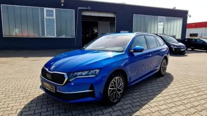 Gebraucht Skoda Octavia Tour 150 PS (110 kW) 2025 Raceblau metallic Kombi
