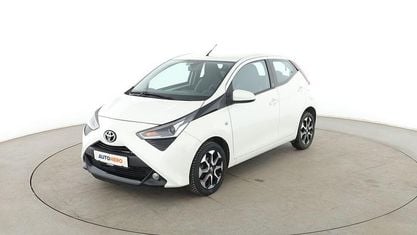 Brugt Toyota Aygo X-play 72 HK (52 kW) 2020 Hvid Hatchback