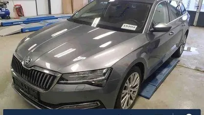 Gebraucht Skoda Superb Style 150 PS (110 kW) 2024 Kombi