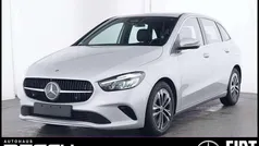 Iridiumsilber (metallic) Gebraucht 2023 Mercedes B200 Progressive Van / Kleinbus | 31.990 € (Fairer Preis)