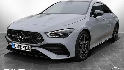 Manufaktur lack manufaktur ... Gebraucht 2025 Mercedes CLA180 AMG Limousine | 37.499 € (Fairer Preis)