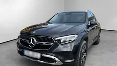 Grau Gebraucht 2023 Mercedes GLC200 SUV | 61.654 €