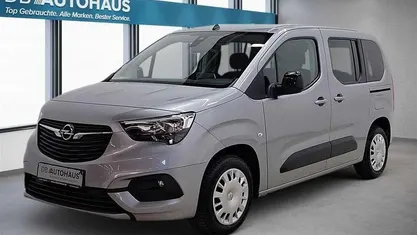 Gebraucht 2022 Opel Combo Life Elegance Van / Kleinbus | 20.490 € (Guter Preis)
