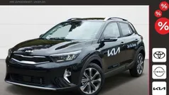(abp) aurora black pearl m Gebraucht 2024 Kia Stonic Spirit SUV | 23.980 € (Fairer Preis)
