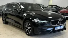 Onyx black / Gebraucht 2023 Volvo V60 Plus Kombi | 38.990 € (Guter Preis)