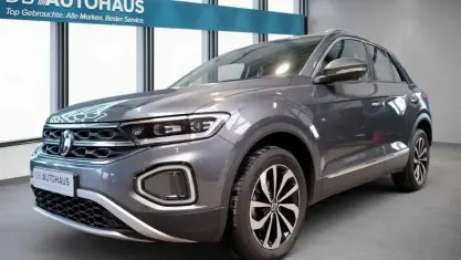 Begagnad VW T-Roc Style 150 HK (110 kW) 2024 Grå SUV