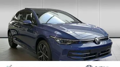 Blau Gebraucht 2024 VW Golf Edition Limousine | 29.987 € (Fairer Preis)