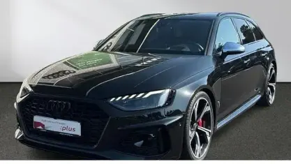 Gebraucht Audi RS4 Ambiente 450 PS (330 kW) 2021 Mythosschwarz metallic Kombi