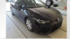 Gebraucht 2024 VW Golf VIII R-line Limousine | 29.940 € (Fairer Preis)