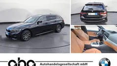 Schwarz Gebraucht 2020 BMW 320 M Sport Kombi | 26.820 € (Fairer Preis)