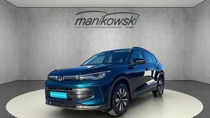 Blau Gebraucht 2025 VW Tiguan Goal SUV | 38.901 € (Fairer Preis)