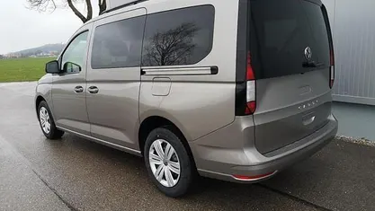 Starlightblau metallic Neu 2025 VW Caddy Maxi Edition Van / Kleinbus | 38.580 € (Guter Preis)