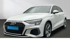 Weiß Gebraucht 2022 Audi A3 Sportback e-tron S-Line Limousine | 29.880 € (Fairer Preis)