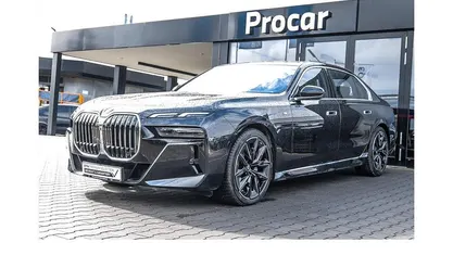 Gebraucht BMW 740 M Sport 286 PS (210 kW) 2025 Limousine