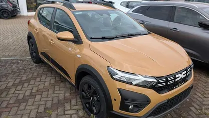 Gebraucht 2025 Dacia Sandero Expression Limousine | 17.450 € (Fairer Preis)